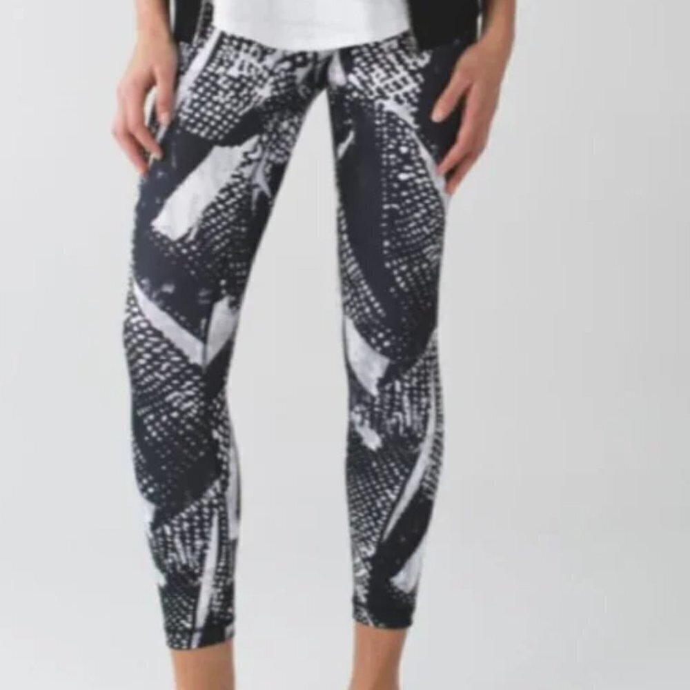 Lululemon High Times Pant *Full on Luon